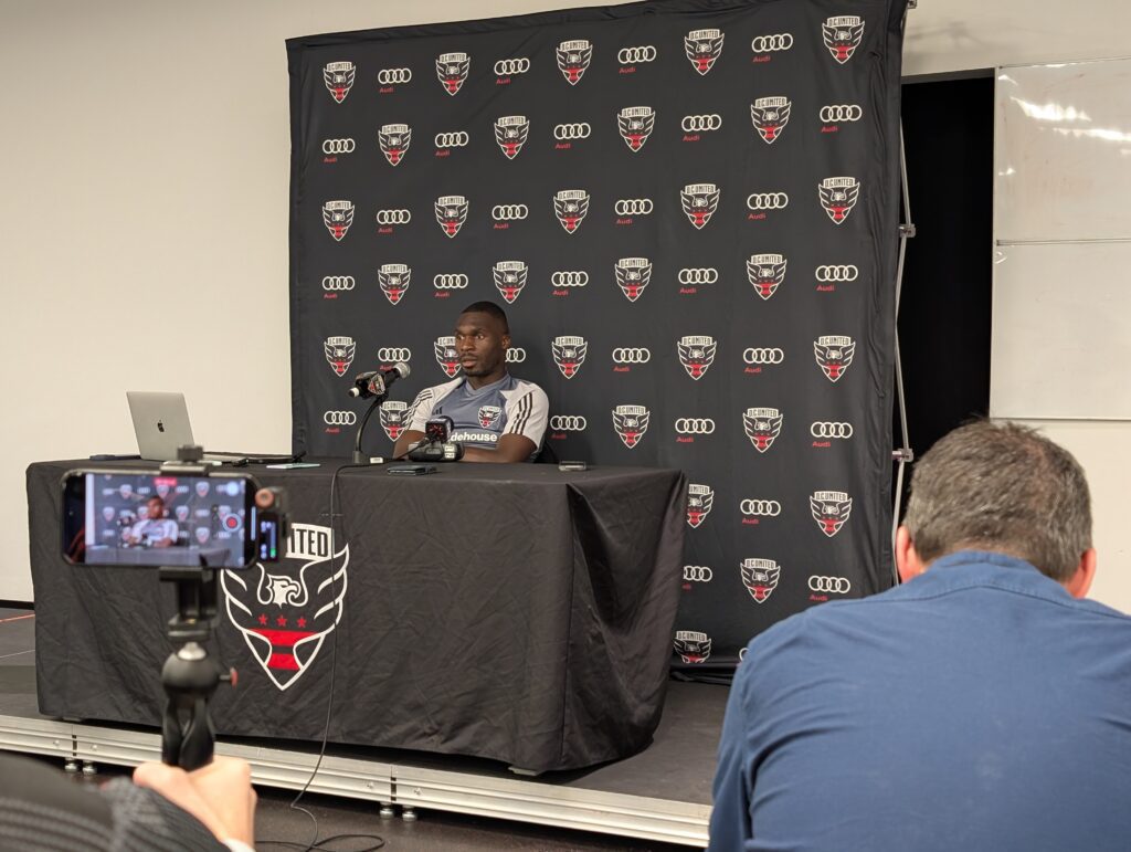 pxl 20241020 004539483